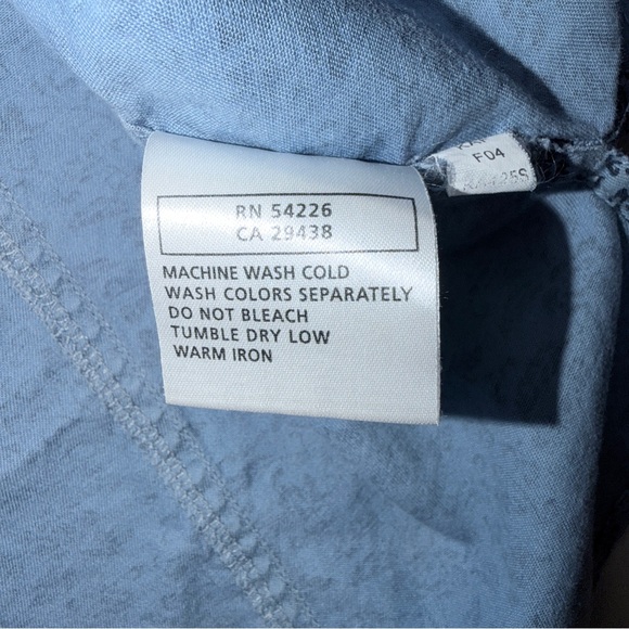 Royal Robbins Navy Snap-Up Shirt ditsy paisley pattern - Picture 6 of 8